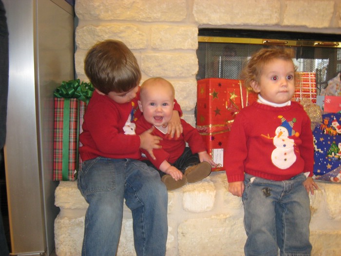 Christmas cousins1.jpg